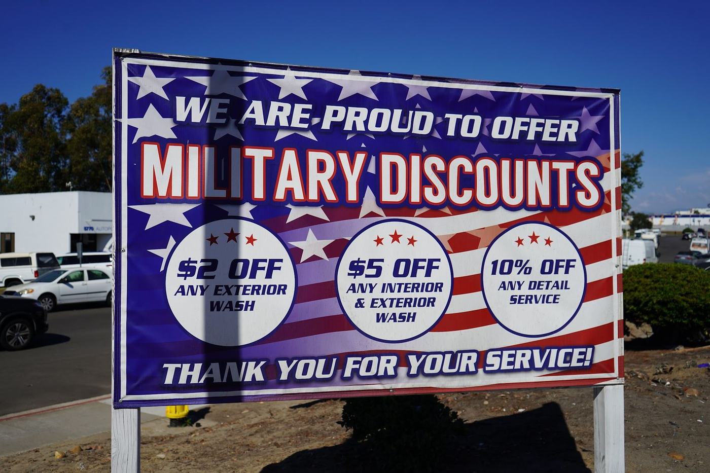 Military discounts sign on the lot