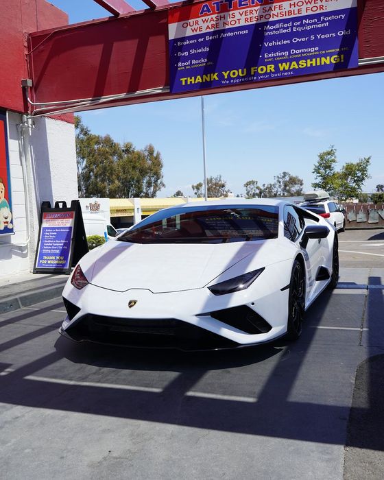 Super exterior, show ready
